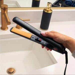Black CHI Ceramic Hair Straightener - Women’s Styling Iron